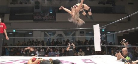 Iyo Sky haut de star du porno images