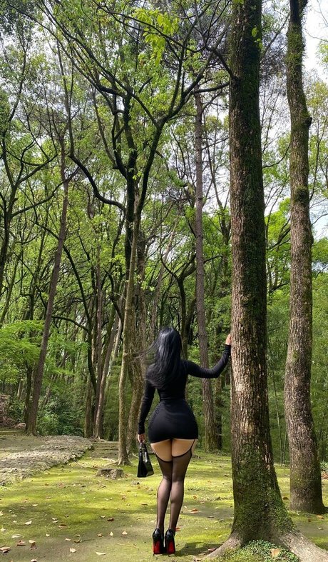 vieille milf onlyfans joli img