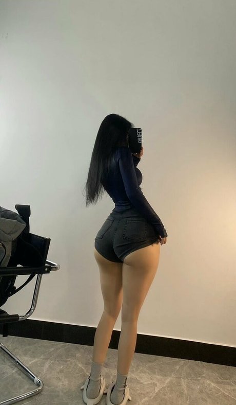 pom-pom girl asiatique onlyfans xxx sexy archive