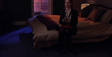 Michelle Trachtenberg modèle nu photo