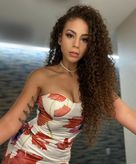 Samantha Irvin haut de star du porno photo