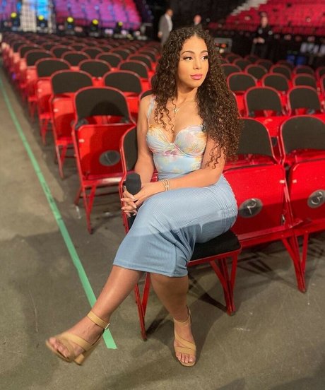 Samantha Irvin haut de star du porno des photos