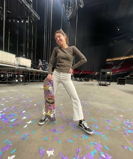 Olivia Rodrigo star du porno hd galerie