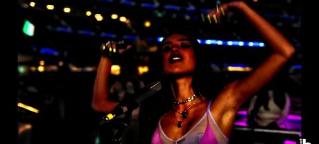 super maigre onlyfans haut érotique des photos