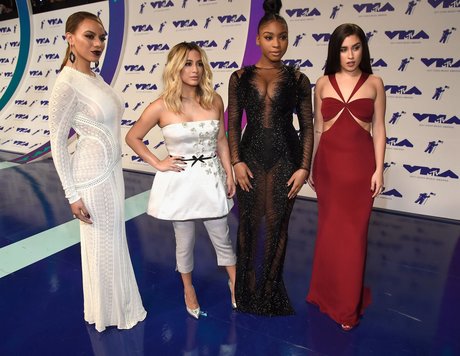 Normani modèle chaud images