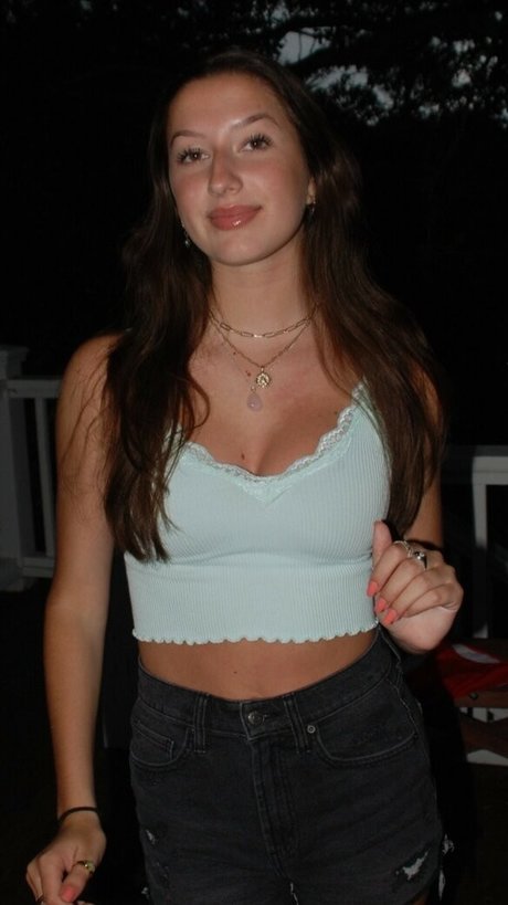 conversations cochonnes uniquement pour les fans nu en haute qualité photos