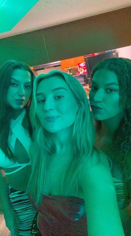 grosse bite baise onlyfans sympa, meilleur des photos