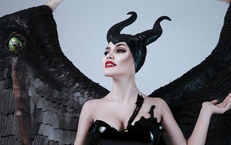 mamie milf onlyfans art parfait collection