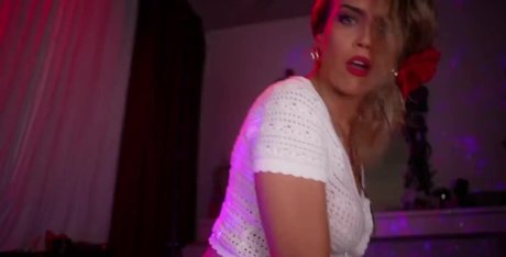 Gina Carla haut modèle photo