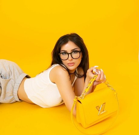 Sssniperwolf star du porno images