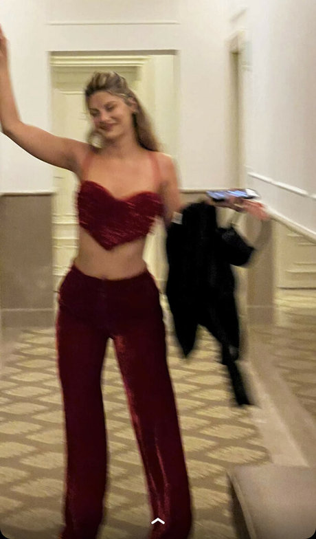 plage milf onlyfans chaud et sexy photos