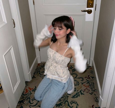 Eeeveenara modèle artistique collection