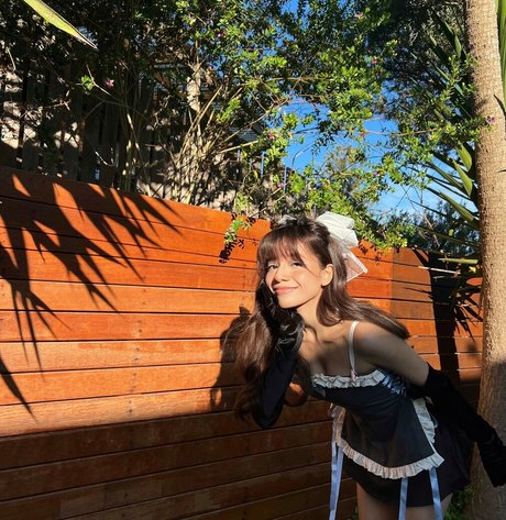 Eeeveenara nus star du porno image