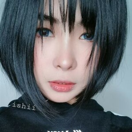 Ishiko modèle parfait photos