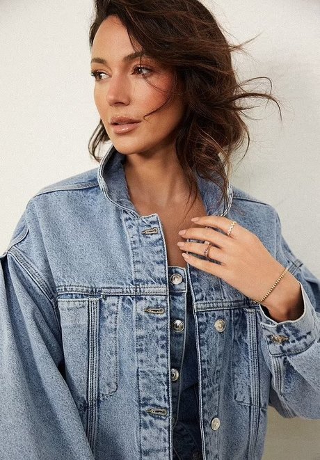 Michelle Keegan actrice chaude collection