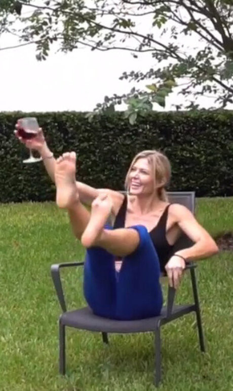 reine de pique onlyfans jolie adulte archive