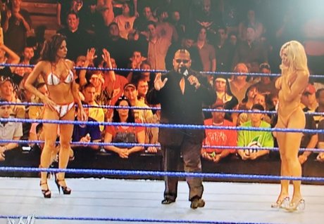 gros seins branlette espagnole onlyfans érotique exclusif des photos