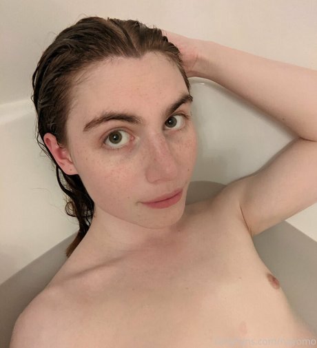 entraînement nu onlyfans chaud érotique img