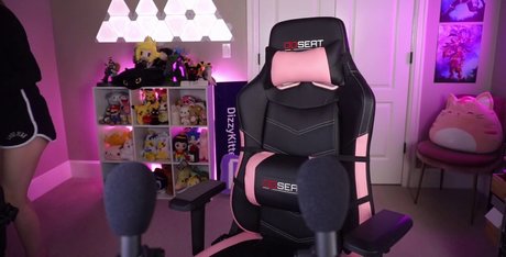 Dizzykitten actrice libre archive