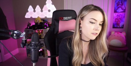 Dizzykitten joli modèle galerie