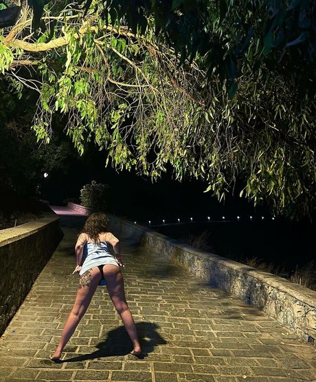 soirée orgie uniquement pour les fans top magnifique photos