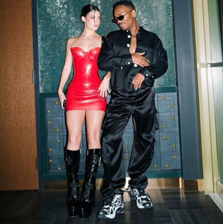 18 fans asiatiques uniquement chaud exclusif archive