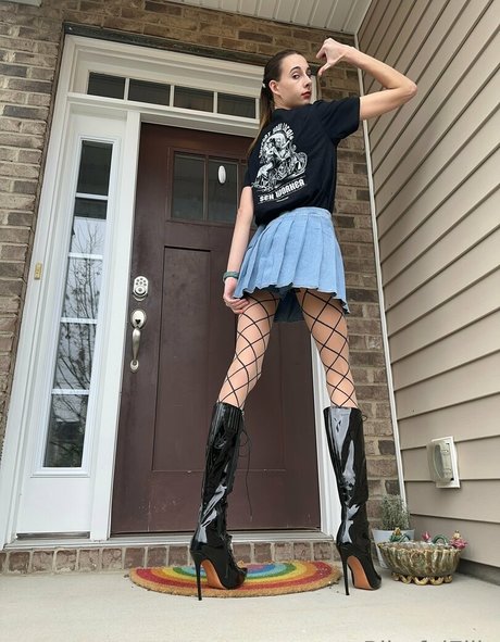 blissfulellie actrice hd photos