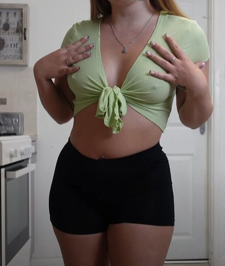 The Katies actrice chaude images