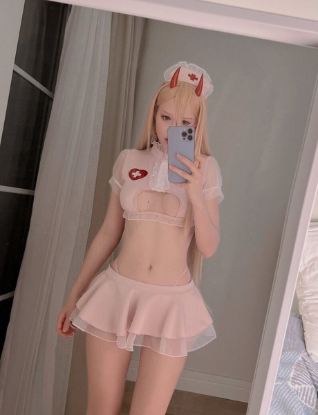 pawg blonde uniquementfans nus de haute qualité photos