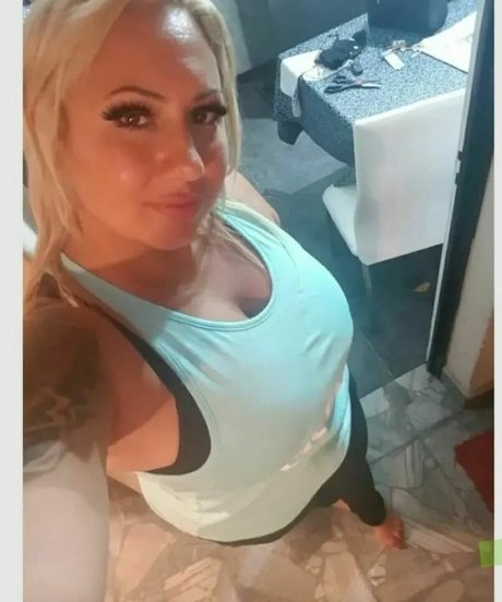 blonde maria star du porno chaude archive