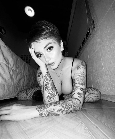 princesse enceinte onlyfans xxx image