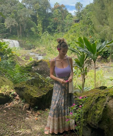 Isabella Abell modèle xxx archive