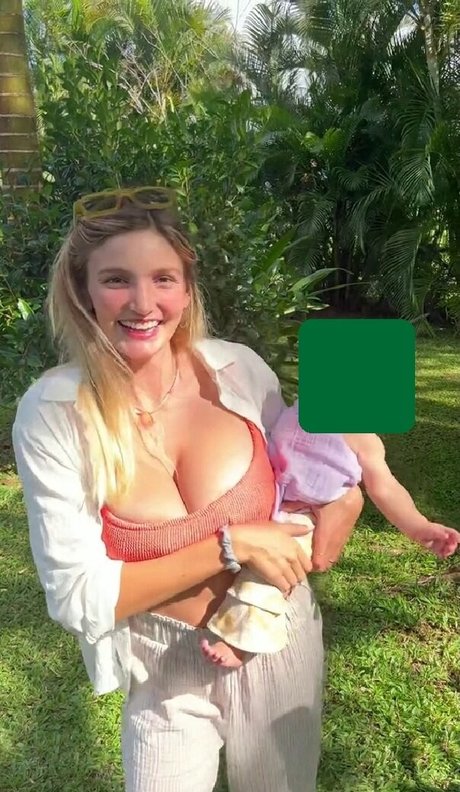 Isabella Abell modèle pornographique photos