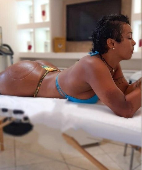 fellation mature uniquementfans porno nus collection