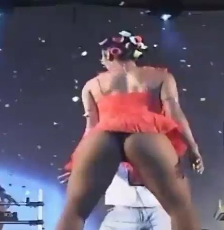 fans nus uniquement top exclusif image