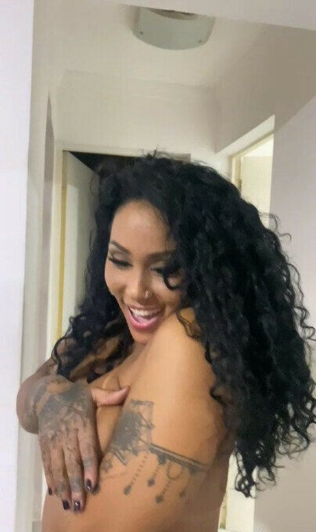 fans de gothique asiatique uniquement nue en haute qualité photos