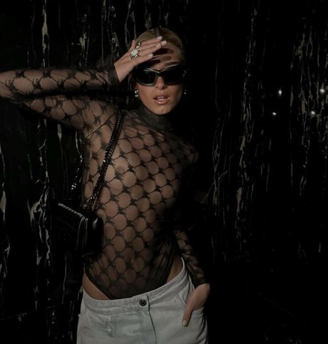 Dixie D Amelio modèle porno des photos