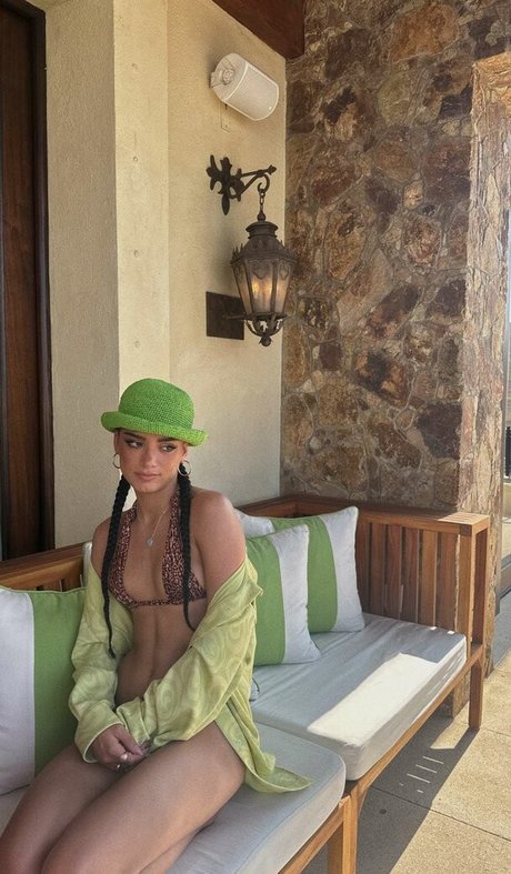 Dixie D Amelio étoile chaude archive