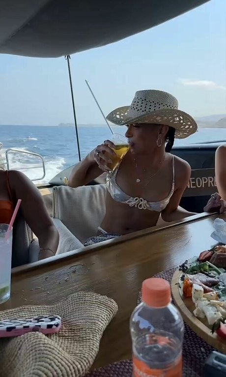 latina épaisse uniquementfans haut hd galerie