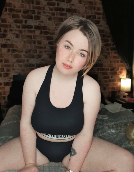 méga fans uniquement nu galeries