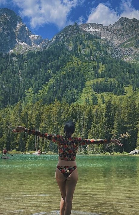 Daniela Ruah art modèle img