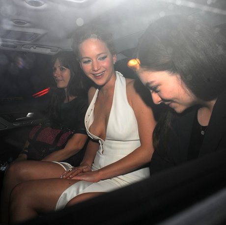 chaton potelé uniquementfans libre nu photos