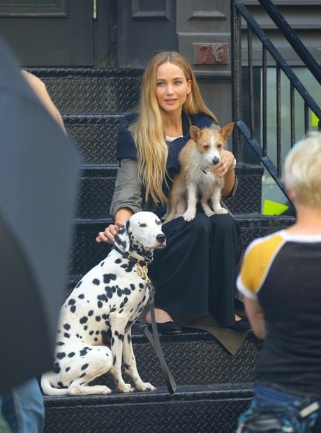 fille courbée dà côté onlyfans bel art photos