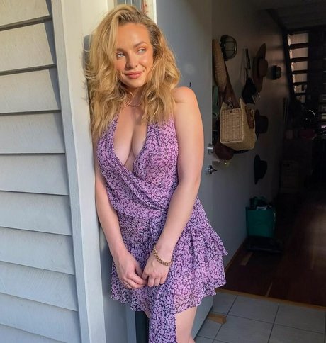 Abbie Chatfield star pornographique des photos