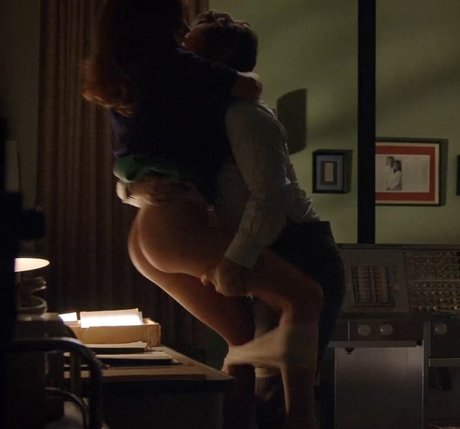 Emily Kinney sexe star des photos