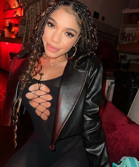 Teala Dunn étoile magnifique des photos
