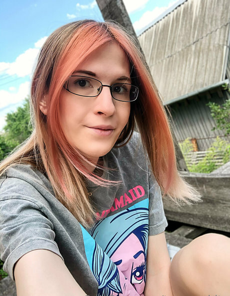 ts avy white star du porno gratuit images