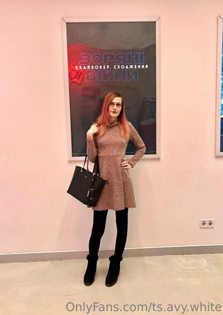 ts avy white actrice xxx collection