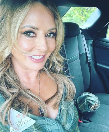 nu nu onlyfans joli art galerie