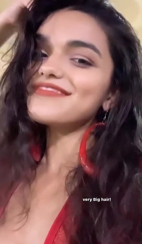 fans asiatiques maigres uniquement plutôt sexy des photos